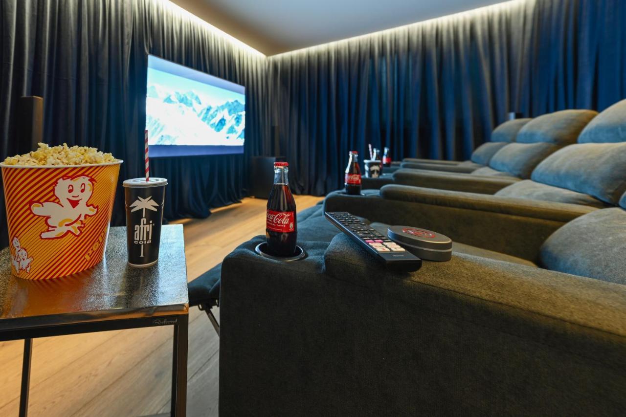 Boutique Chalets Alpi - Private Sauna & Cinema การ์มิช-พาร์เทนเคียร์เชน ภายนอก รูปภาพ