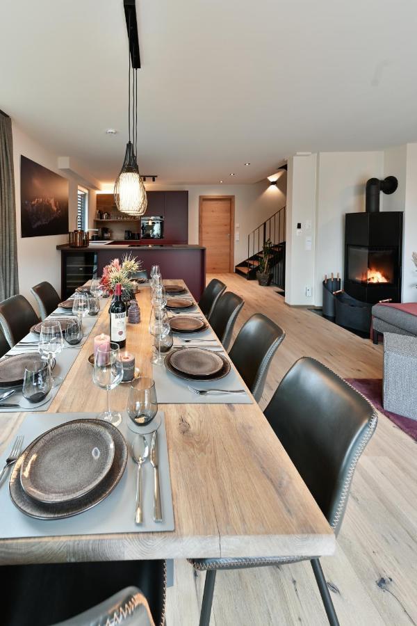 Boutique Chalets Alpi - Private Sauna & Cinema การ์มิช-พาร์เทนเคียร์เชน ภายนอก รูปภาพ