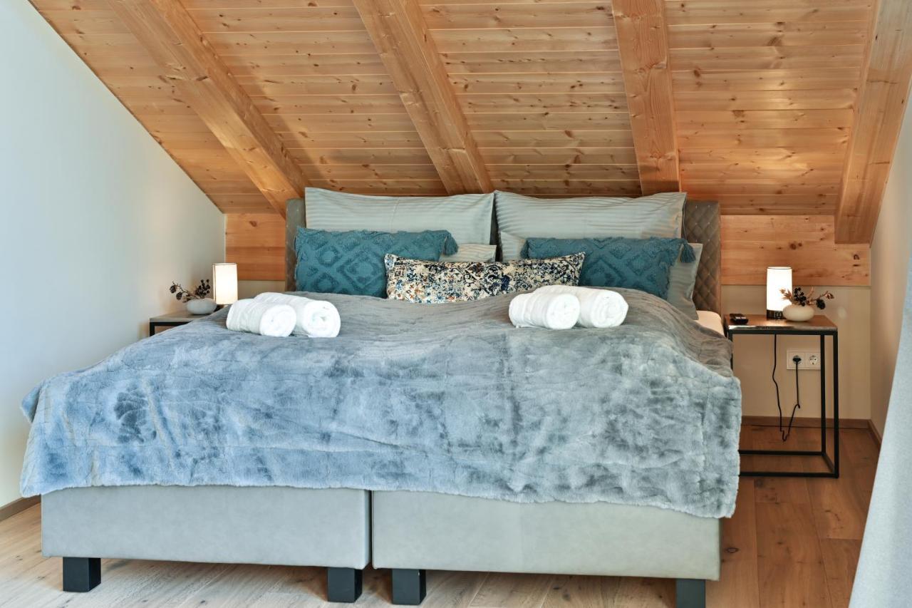 Boutique Chalets Alpi - Private Sauna & Cinema การ์มิช-พาร์เทนเคียร์เชน ภายนอก รูปภาพ