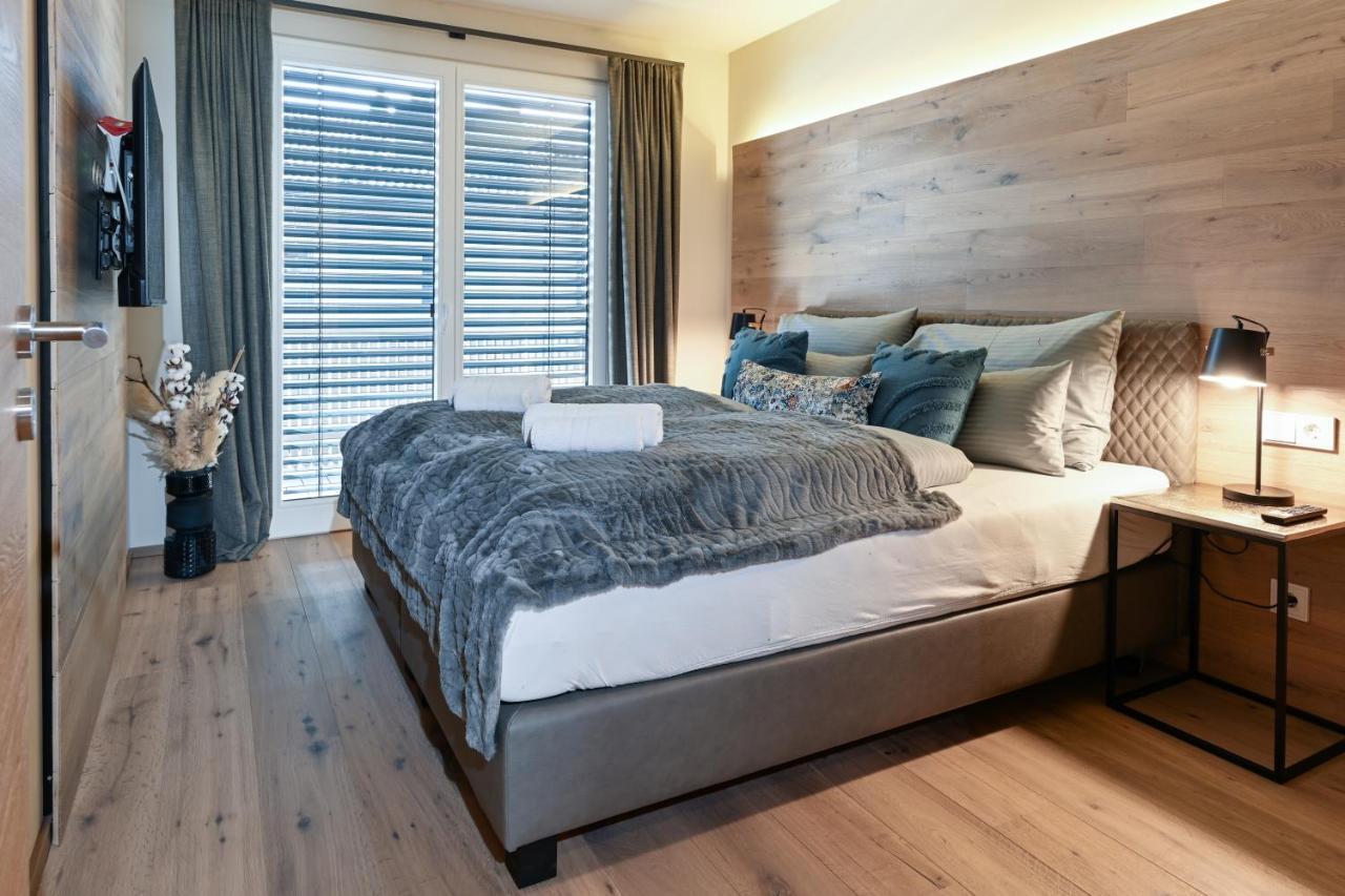 Boutique Chalets Alpi - Private Sauna & Cinema การ์มิช-พาร์เทนเคียร์เชน ภายนอก รูปภาพ